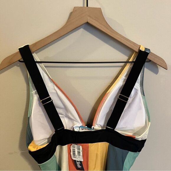 ModCloth The Dharla One-Piece Swimsuit - Picture 7 of 13